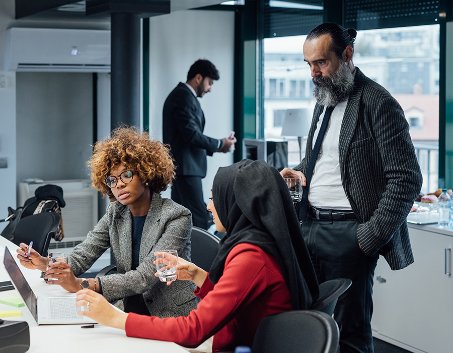 business partners at brainstorming meeting in offi DTY34QP